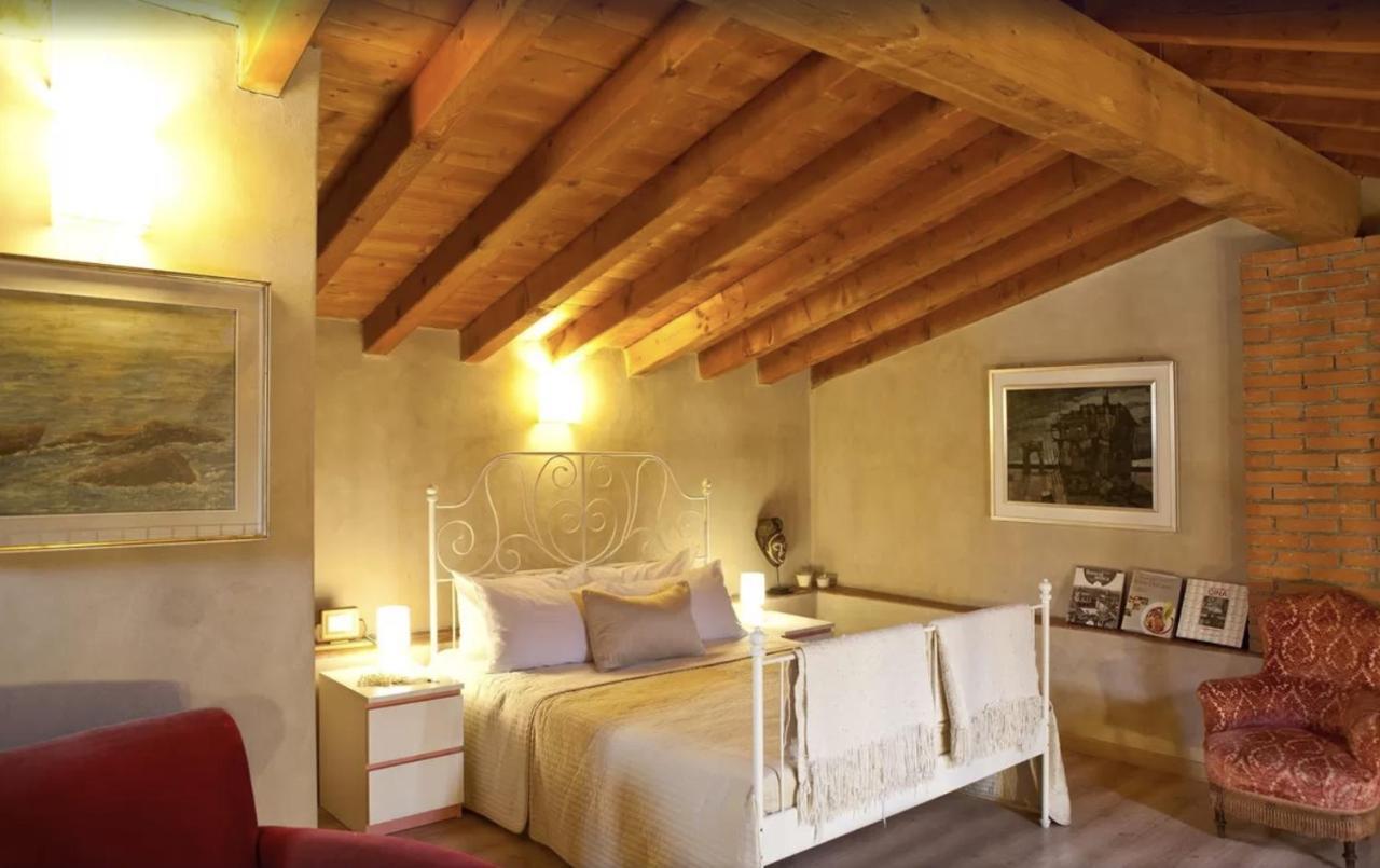 Castello Oldofredi Aparthotel Monte Isola Εξωτερικό φωτογραφία